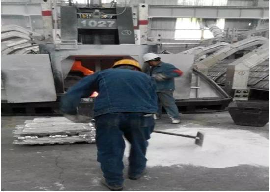 加強(qiáng)法治觀念、保障安全生產(chǎn)  嚴(yán)抓細(xì)管助推電解鋁安全生產(chǎn)新局面