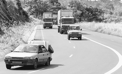 搭中國快車，促非洲發(fā)展