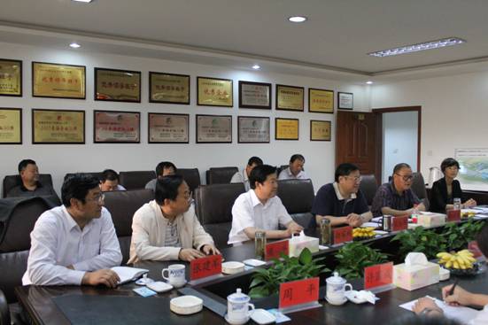 省委常委、副省長駱玉林實地考察物產集團&ldquo;雙百&rdquo;行動重點項目